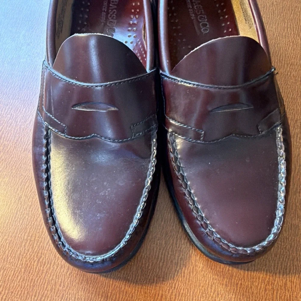 Bass Weejuns Penny Loafers Mens 9 EE Burgundy Leather Made USA Slip On Classic